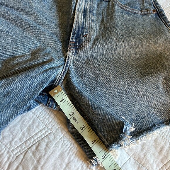 Abercrombie Curve Love High Rise Dad Short - Size 24 NWT - Picture 3 of 3